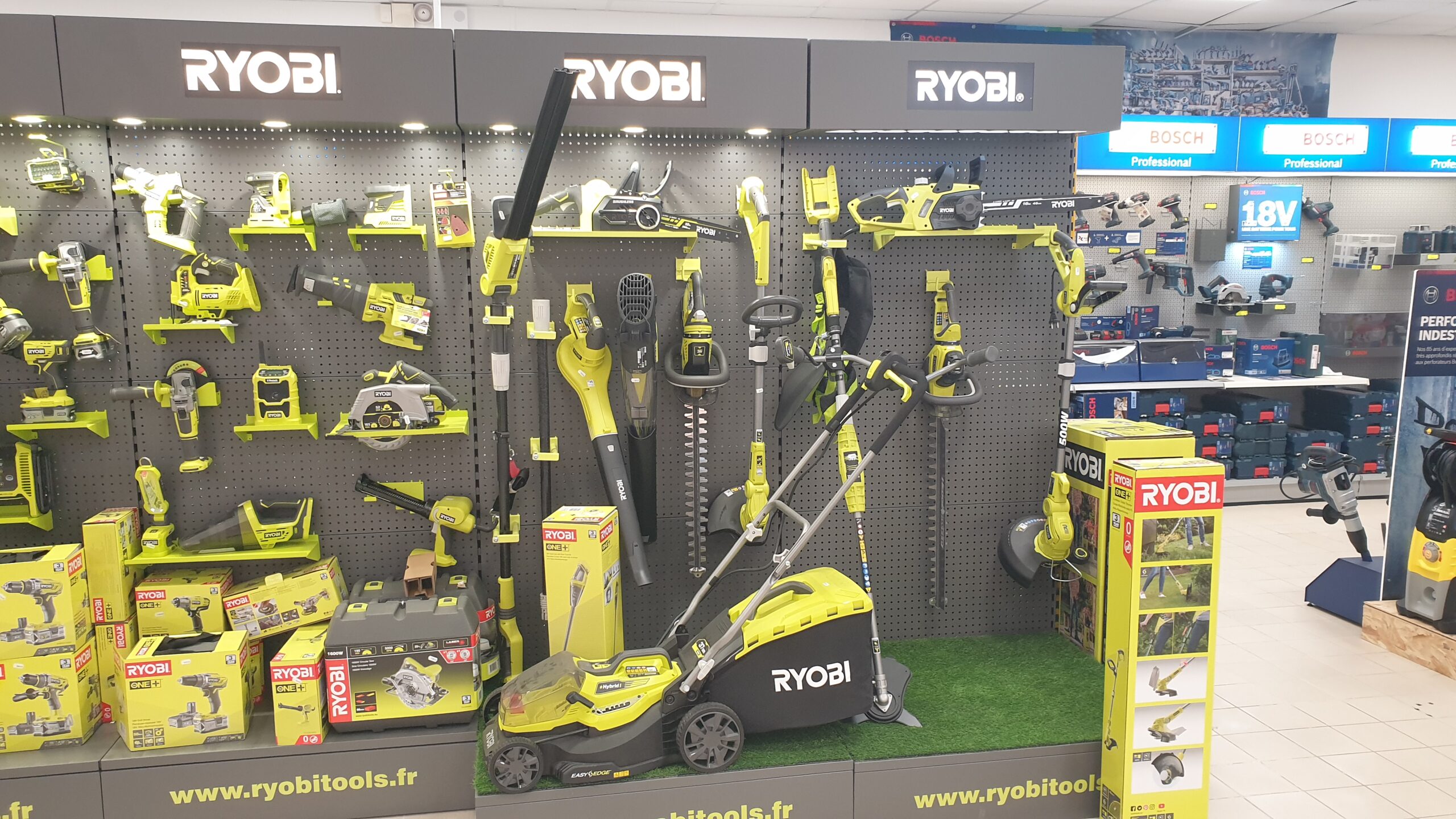 RYOBI